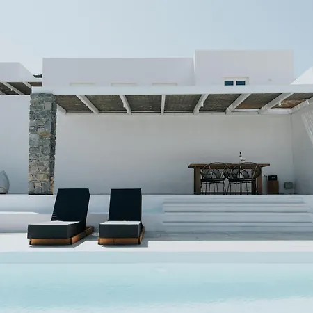 Pili Pala Moni Christou Dasous